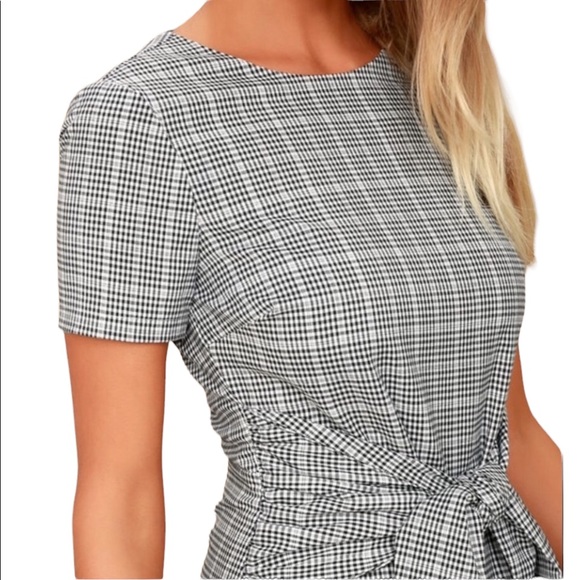 LULU’S Gingham Knotted Sheath Dress 👗 - Picture 3 of 16